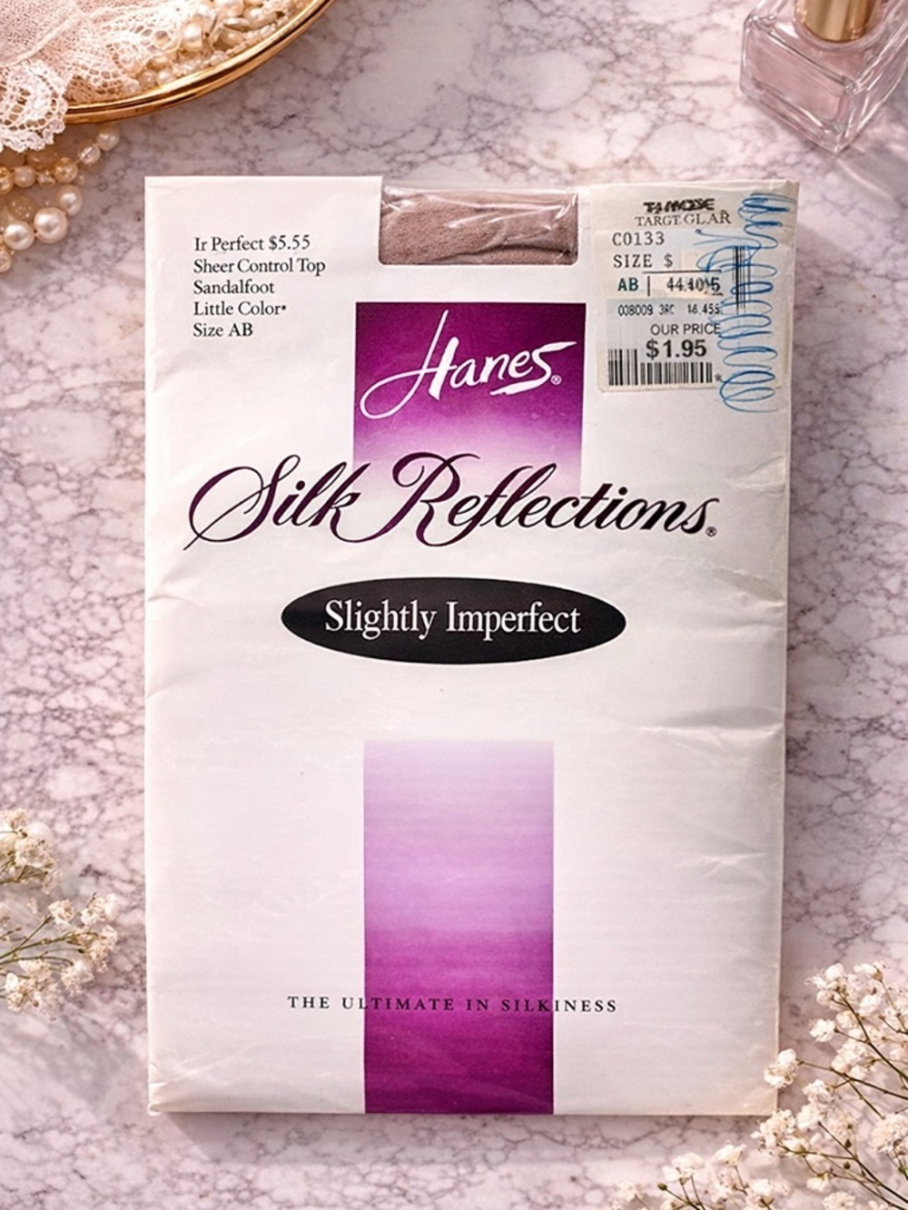 VINTAGE Hanes Silk Reflections Sheer Control Top Hosiery Little Color Size AB